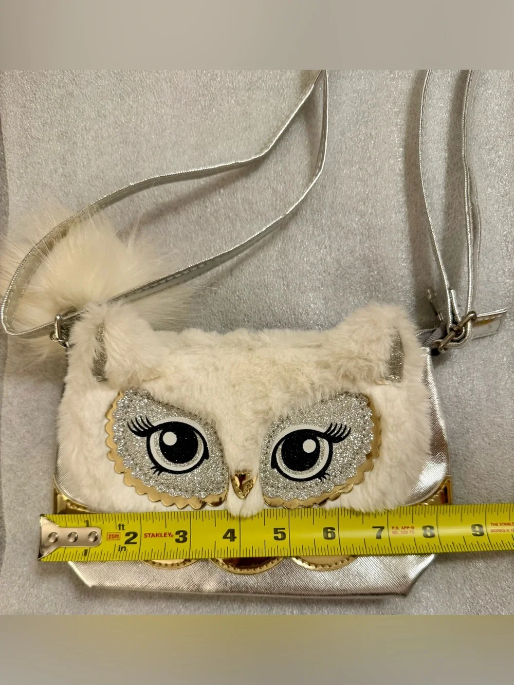 Justice Faux Fur Metallic Owl Critter Crossbody Purse.  W/metallic silver body.